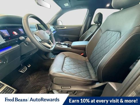 New 2026 Volkswagen Atlas Cross Sport SEL Premium R-Line AWD/4WD image 11
