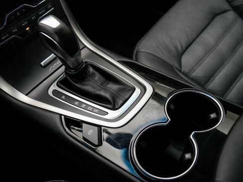 Used 2015 Ford Edge SEL w/ Equipment Group 201A image 22