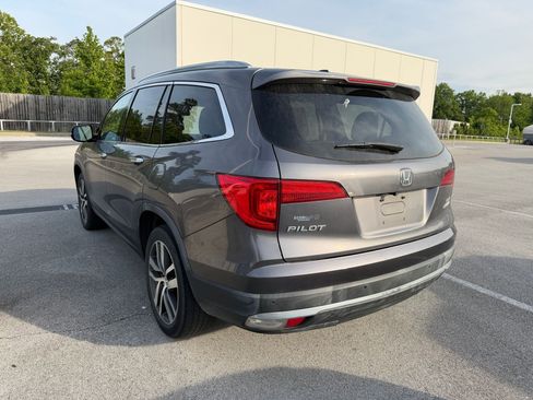 Used 2018 Honda Pilot Elite image 2