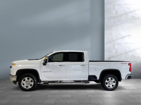 Used 2022 Chevrolet Silverado 2500 LTZ w/ LTZ Premium Package image 3
