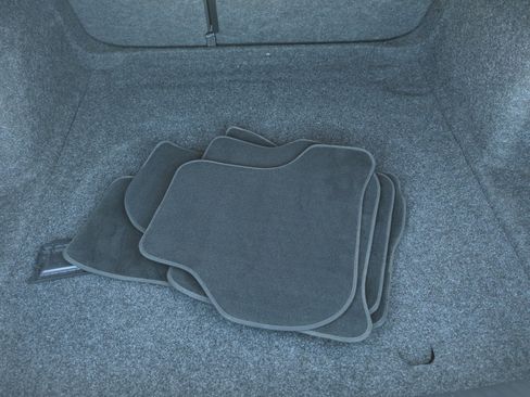 Used 2024 Volkswagen Jetta SE image 31