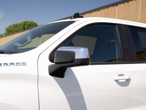 New 2025 Chevrolet Silverado 1500 LT image 9