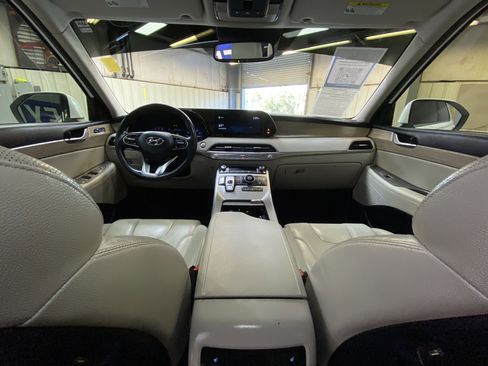 Used 2021 Hyundai Palisade SEL w/ Premium Package image 18