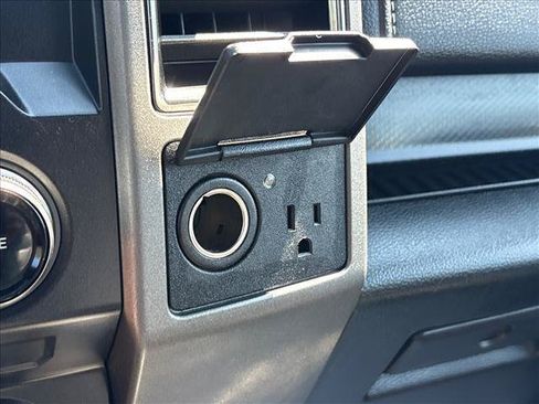 Used 2018 Ford F150 Raptor w/ Equipment Group 802A Luxury AWD/4WD image 17
