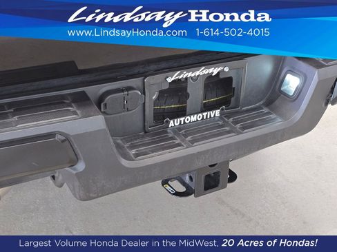 Used 2025 Toyota Tacoma SR5 image 7