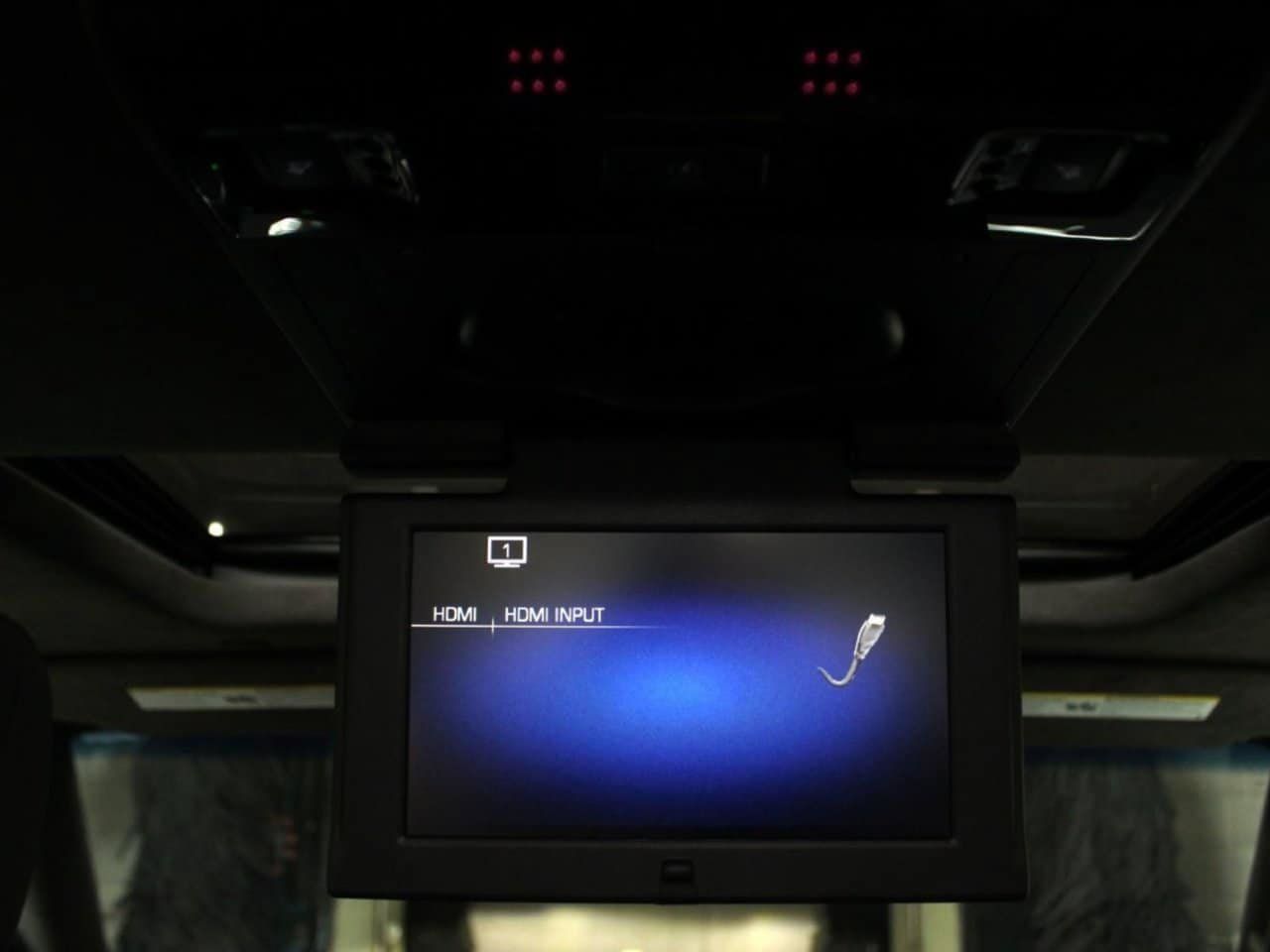 Used 2019 Cadillac Escalade Platinum AWD/4WD image 19