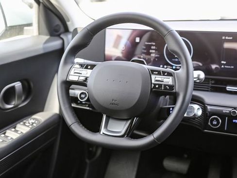 New 2026 Hyundai Ioniq 5 SEL RWD image 17