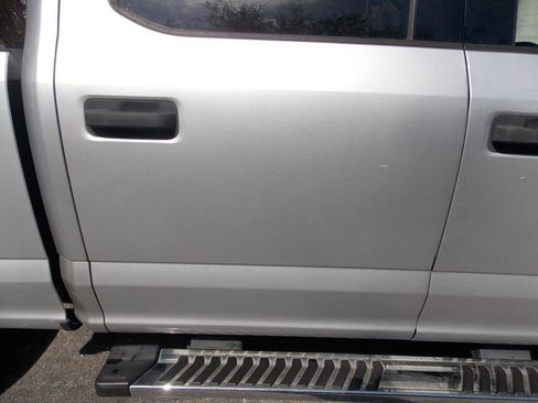 Used 2018 Ford F250 XLT image 28