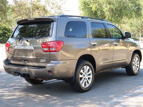 Used 2013 Toyota Sequoia Platinum RWD image 7