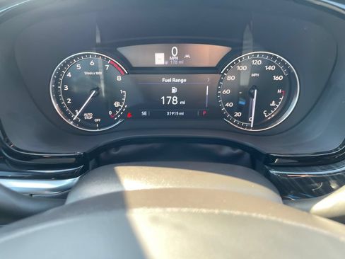 Used 2024 Cadillac XT6 Premium Luxury FWD image 16