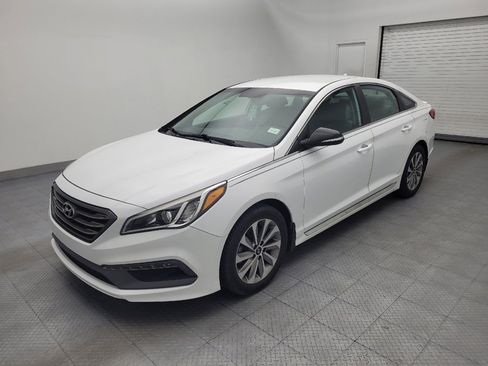 Used 2017 Hyundai Sonata Sport FWD image 2