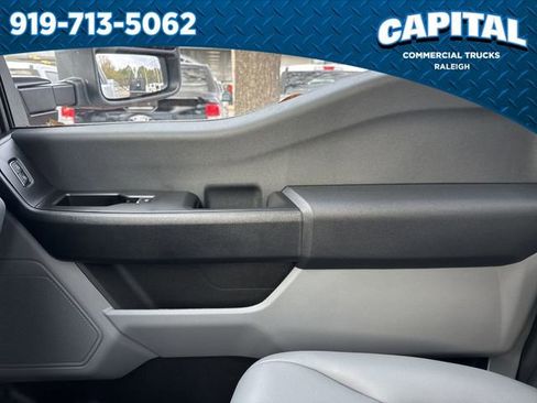 New 2026 Ford F250 XL w/ XL Chrome Package image 27