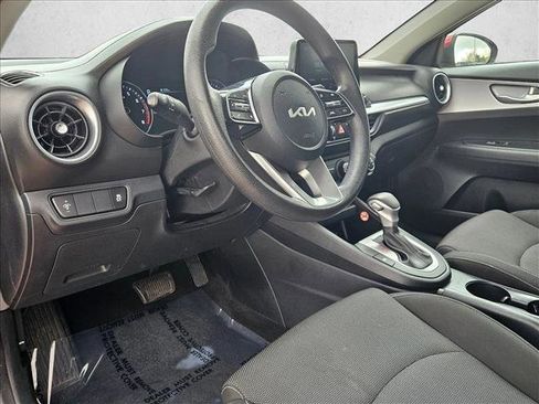 Used 2024 Kia Forte LXS FWD image 10