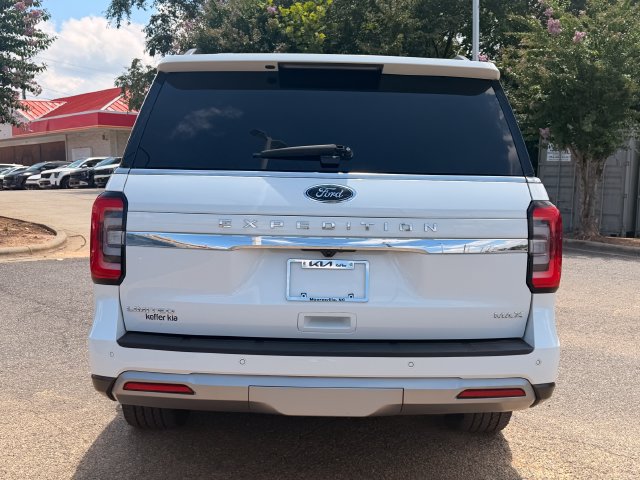 Used 2024 Ford Expedition Max Limited AWD/4WD image 4