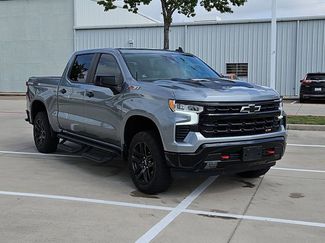 Used 2024 Chevrolet Silverado 1500 LT Trail Boss w/ Convenience Package II video 3