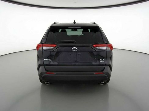 Used 2023 Toyota RAV4 XLE image 5