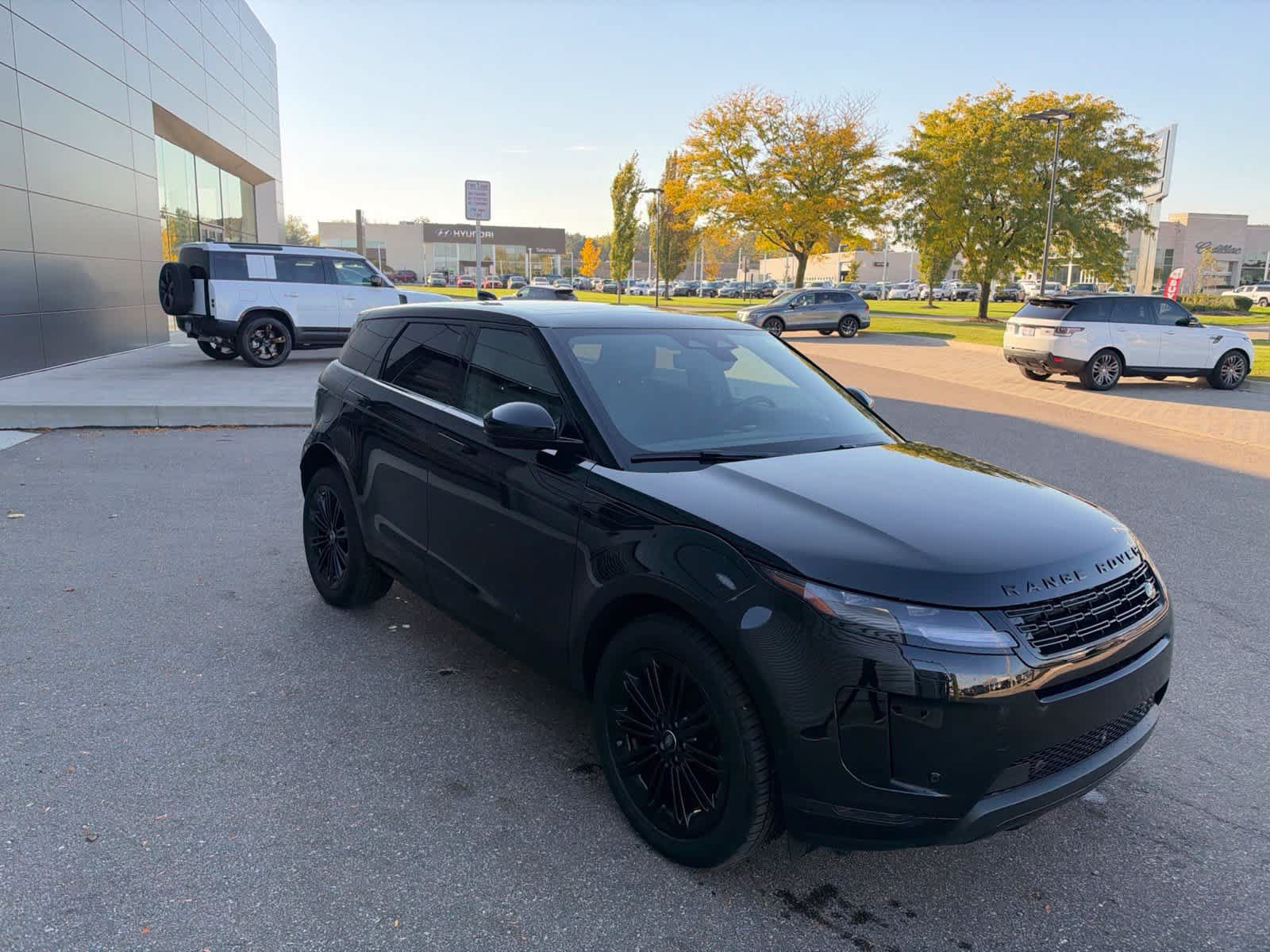 Used 2026 Land Rover Range Rover Evoque S AWD/4WD image 7