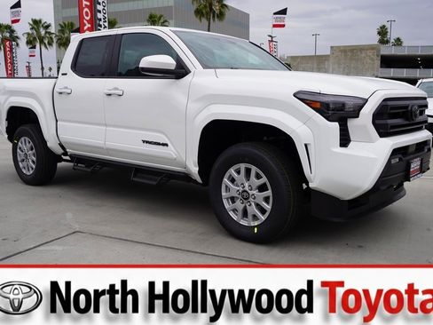 New 2026 Toyota Tacoma SR5 image 2