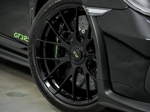 Used 2019 Porsche 911 GT3 RS RWD image 4