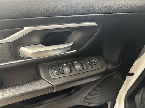 Used 2023 RAM 1500 Big Horn AWD/4WD image 14