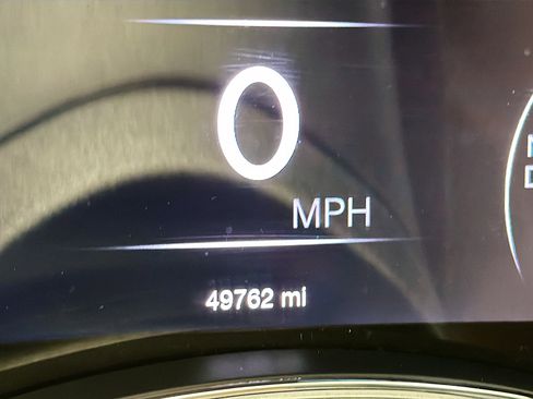 Used 2021 Jeep Grand Cherokee Limited image 8