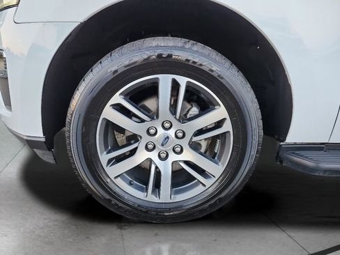 Used 2024 Ford Expedition Max Limited image 27