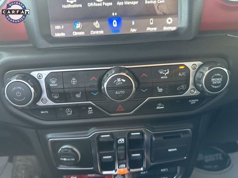 Used 2023 Jeep Wrangler Unlimited Rubicon w/ Steel Bumper Group image 12