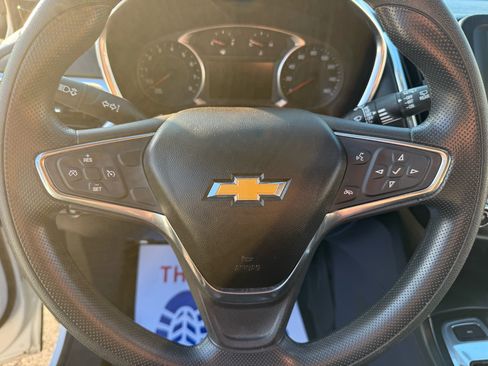 Used 2019 Chevrolet Equinox LT image 20