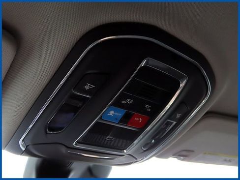 Certified 2023 Jeep Grand Cherokee Laredo w/ Trailer Tow Prep Group (B) image 18