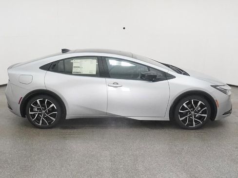 New 2026 Toyota Prius Plug-In Hybrid image 33