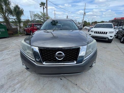 Used 2015 Nissan Pathfinder SL w/ Cargo Package FWD image 1