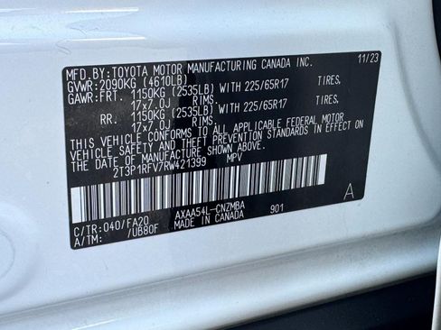 Used 2024 Toyota RAV4 XLE AWD/4WD image 26
