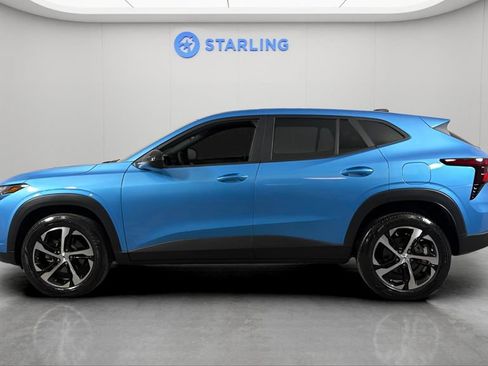 Certified 2025 Chevrolet Trax RS w/ Driver Confidence Package FWD image 4