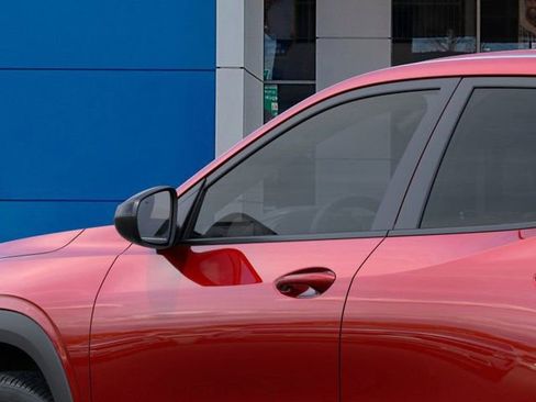 New 2026 Chevrolet Trax RS image 12