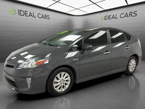Used 2014 Toyota Prius Prime Plug-In Hybrid FWD image 1