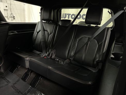 Used 2023 Ford Expedition Max Platinum AWD/4WD image 23