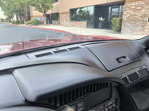 Used 1990 Chevrolet Corvette Coupe image 76