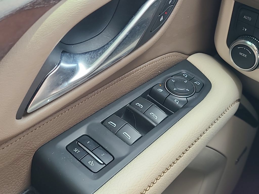 Used 2023 GMC Yukon Denali AWD/4WD image 19
