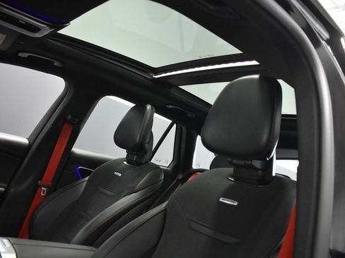 Used 2025 Mercedes-Benz GLC 43 AMG 4MATIC image 20