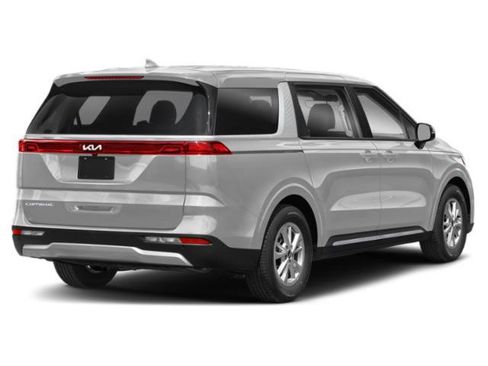 Used 2023 Kia Carnival LX FWD image 2
