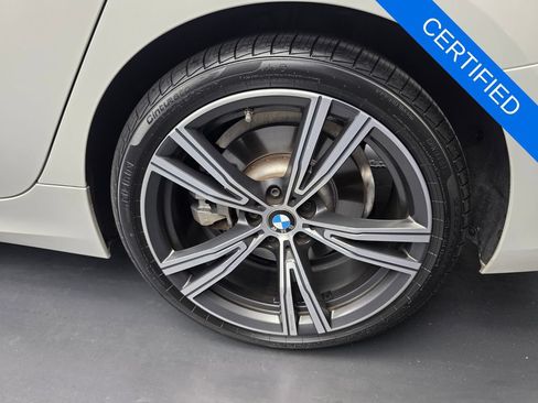 Certified 2024 BMW 330i Sedan w/ Convenience Package RWD image 17