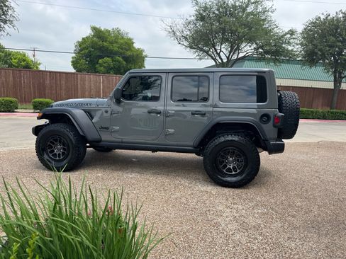 Used 2023 Jeep Wrangler Unlimited Sport AWD/4WD image 11