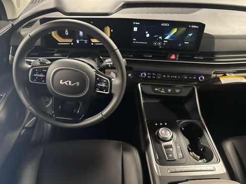 New 2026 Kia Carnival LXS image 15