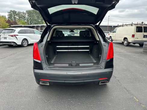 Used 2018 Cadillac XT5 Premium Luxury AWD/4WD image 11