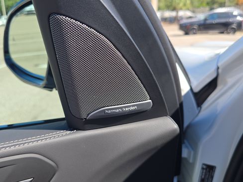 New 2026 BMW X5 xDrive50e w/ Executive Package image 22