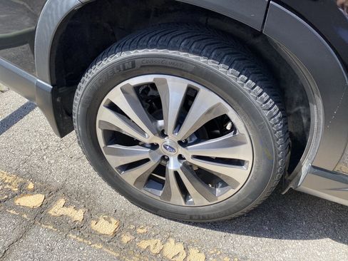 Used 2020 Subaru Ascent Limited w/ Popular Package #2A AWD/4WD image 17