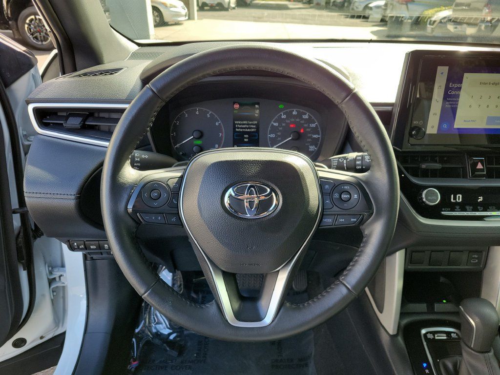 Used 2024 Toyota Corolla Cross AWD Hybrid image 26