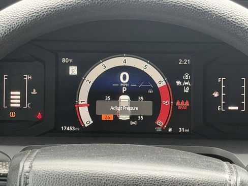 Used 2025 Toyota Tacoma TRD Sport AWD/4WD image 16