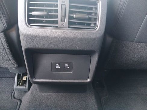 Used 2024 Nissan Rogue SV image 14