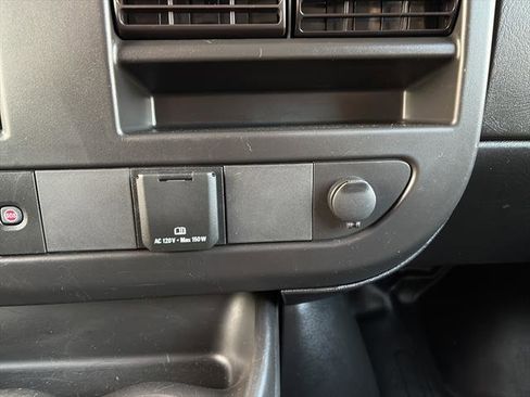 Used 2024 GMC Savana 2500 w/ Driver Convenience Package image 19